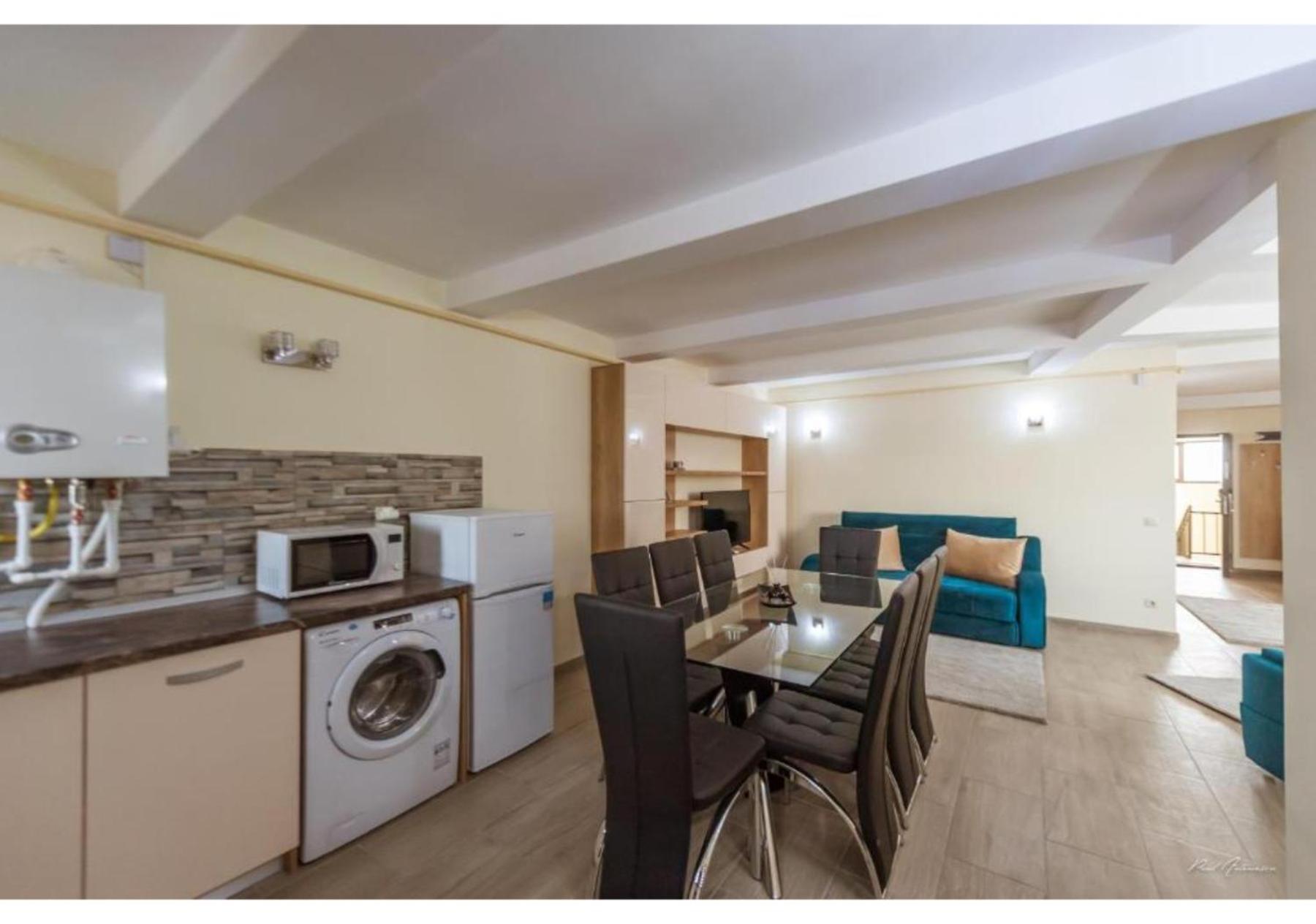 Luxury Apartment Pitesti Exterior photo